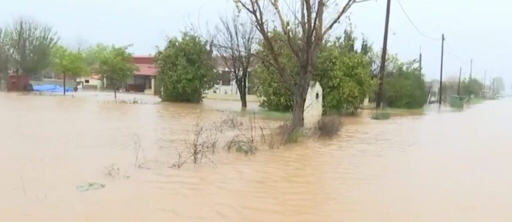 συναγερμός-στα-φάρσαλα-εκκενώθηκε-οι-1409442