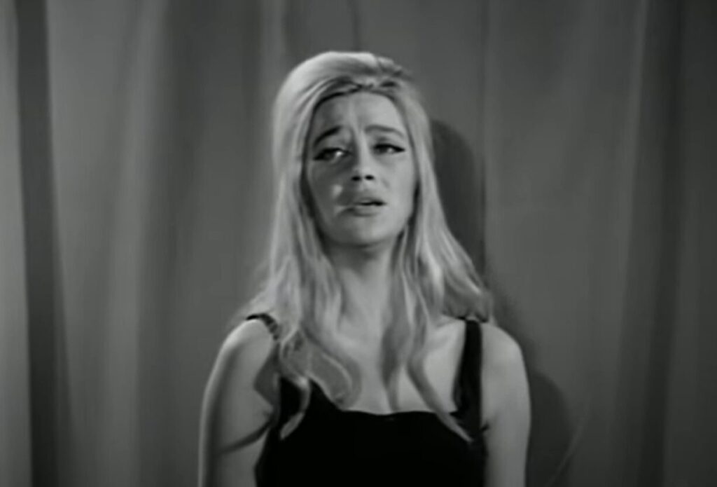 έφυγε-από-τη-ζωή-η-σπουδαία-συγγραφέας-1415542