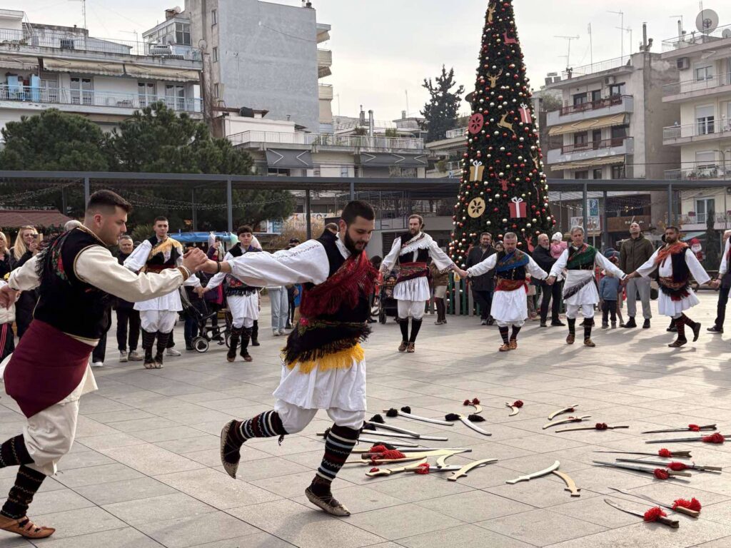 καλαμαριά-το-έθιμο-των-ρουσαλιών-ζωντ-1415295