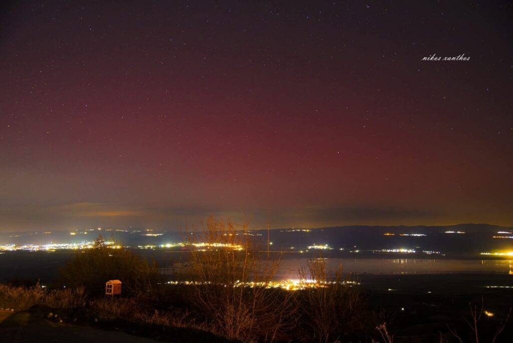 ισχυρή-ηλιακή-καταιγίδα-έκανε-ορατό-τ-1426149