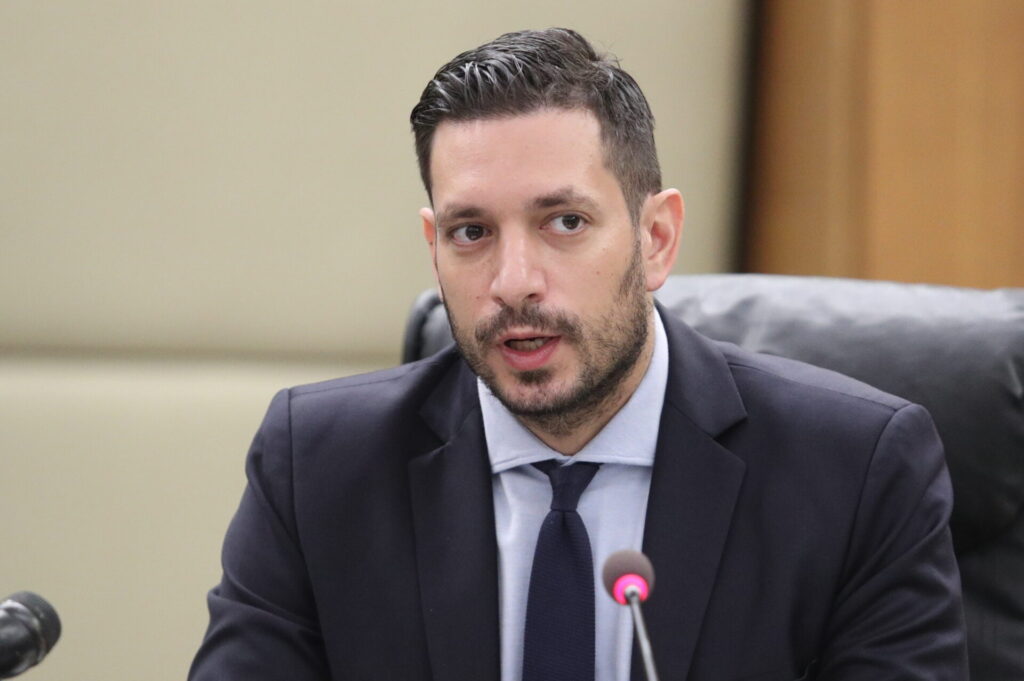 κυρανάκης-για-μπλακ-άουτ-αεροδρομίων-1420343