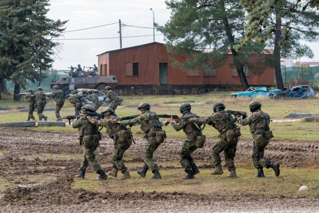 από-τα-θρανία-και-τα-αμφιθέατρα-στη-μα-1425869