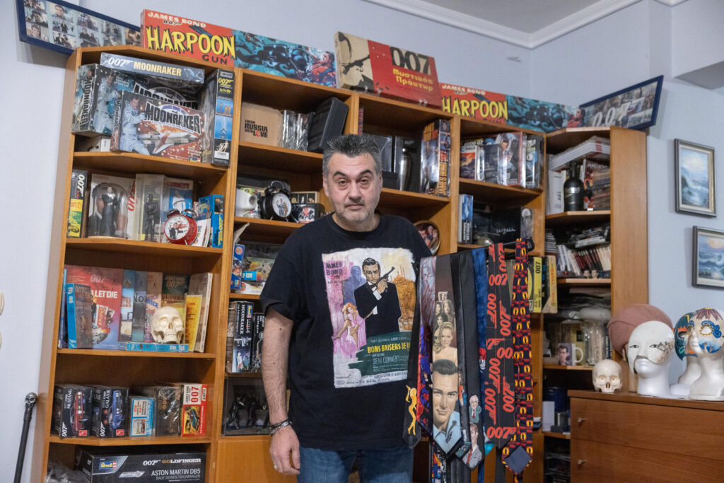 η-μυστική-βάση-του-τζέιμς-μποντ-βρίσκε-1428282