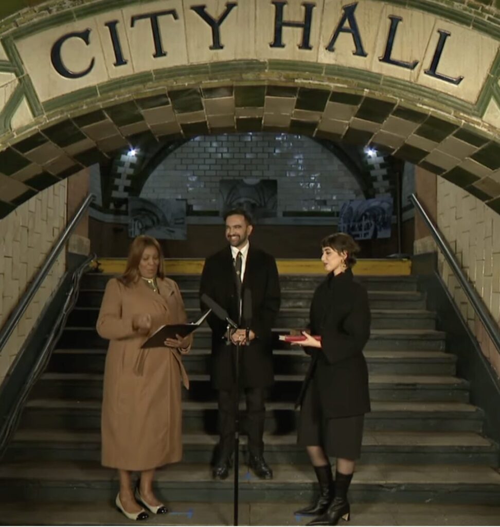 ο-μαμντάνι-ορκίστηκε-δήμαρχος-στη-νέα-1419122