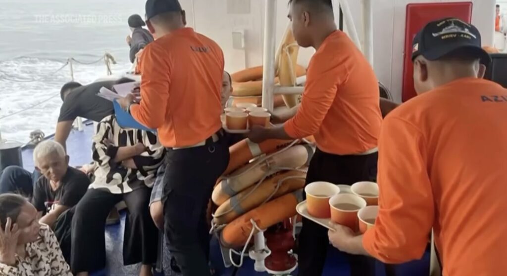 τραγωδία-με-πλοίο-που-βυθίστηκε-στις-φ-1428741