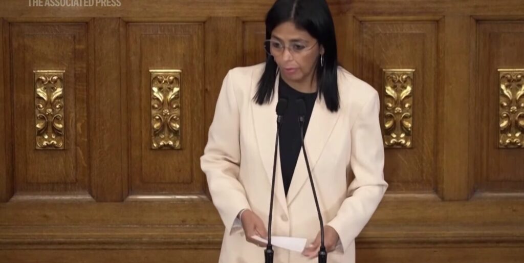 τραμπ-γιατί-επέλεξε-τη-ροντρίγκεζ-και-1421465