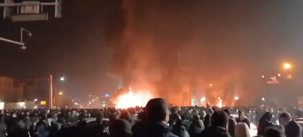 διαδηλώσεις-στο-ιράν-παίρνει-θέση-ο-χα-1421920