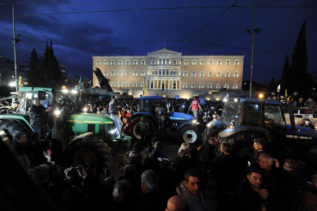 απόβαση-αγροτών-με-τρακτέρ-σήμερα-σ-1435418