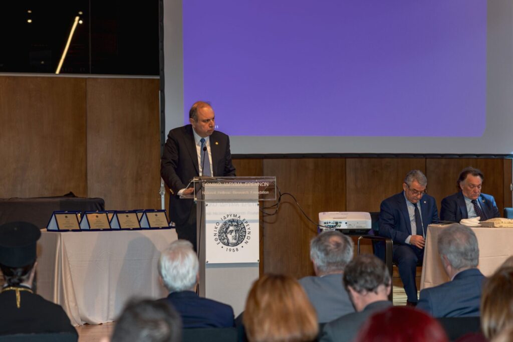 πρύτανης-απθ-για-επεισόδια-επιδείξει-1434371