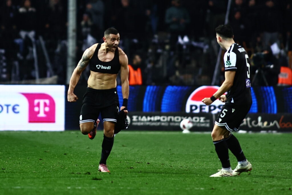 parallaxi-magazine-to-free-press-της-θεσσαλονίκης-1435051