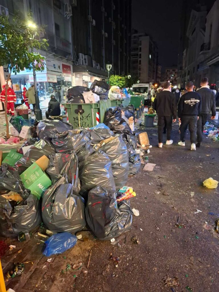 θεσσαλονίκη-τσικνοπέμπτη-155-τόνοι-περ-1435448