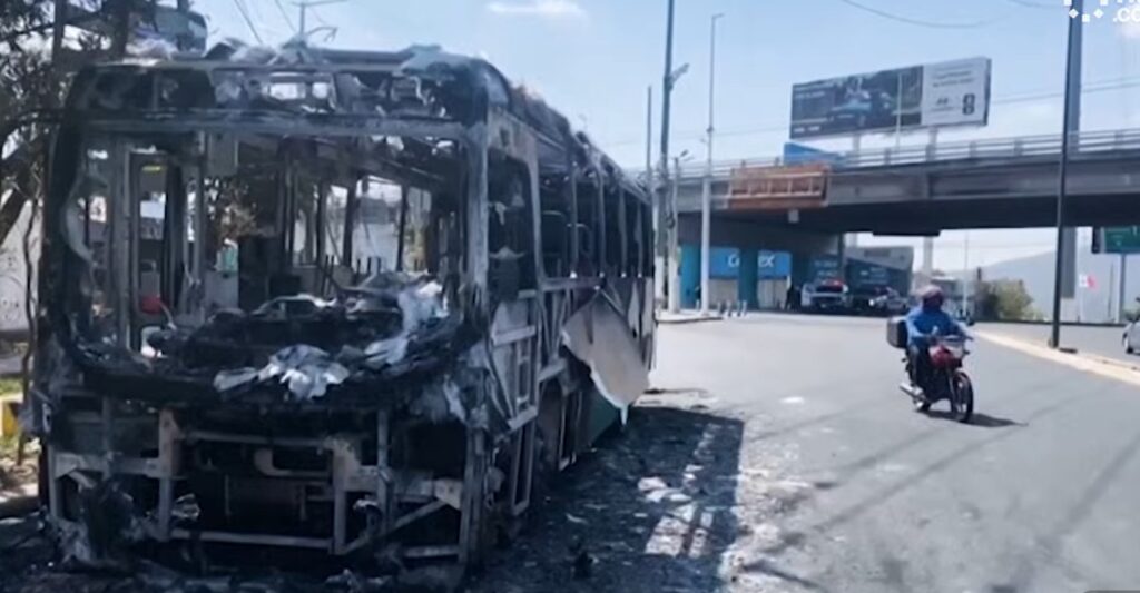 λουτρό-αίματος-στο-μεξικό-μετά-την-εξό-1439346