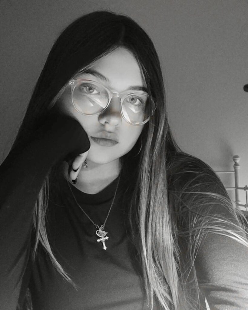 αναστασία-τσινάκου-στα-14-της-χρόνια-με-1432588