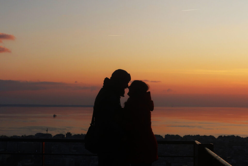 parallaxi-magazine-to-free-press-της-θεσσαλονίκης-1434029