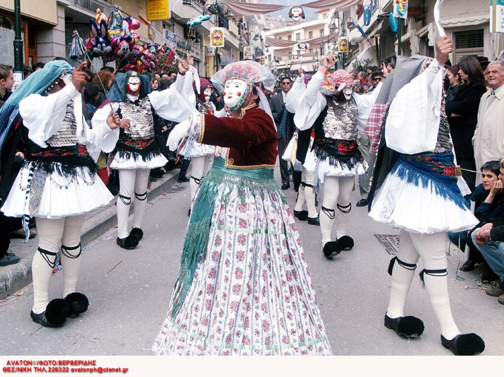 όλα-τα-αποκριάτικα-έθιμα-στη-βόρεια-ελ-1438857