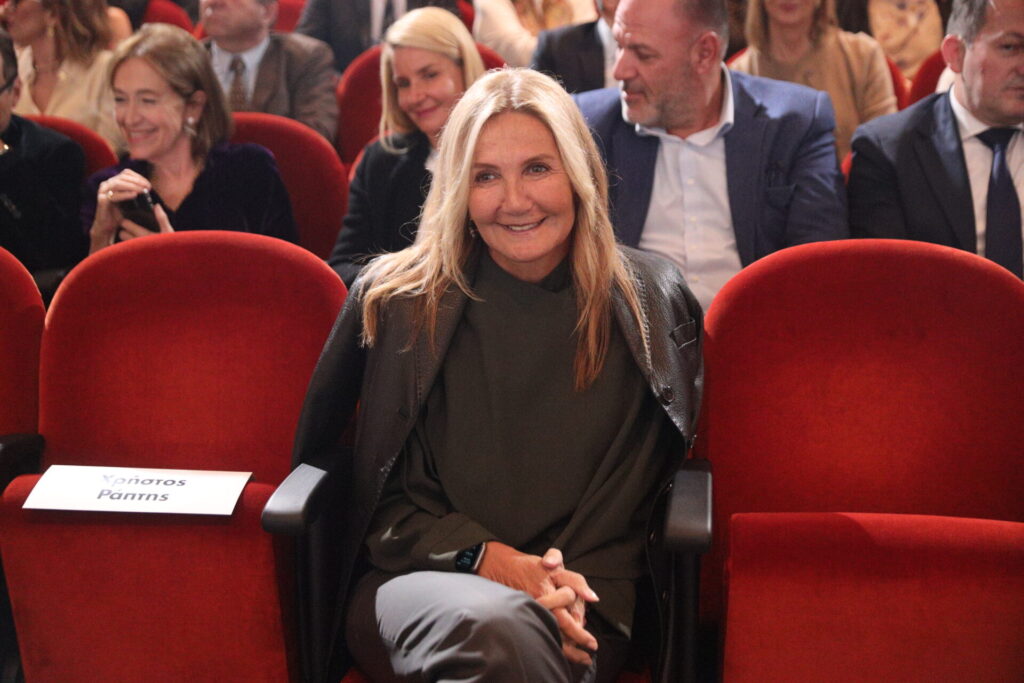 στο-κατ-μετά-από-ατύχημα-η-μαρέβα-γκραμ-1433808