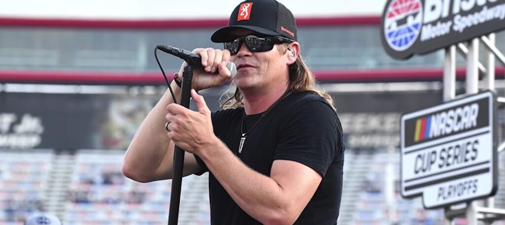 πέθανε-ο-47χρονος-τραγουδιστής-των-3-doors-down-μ-1433648