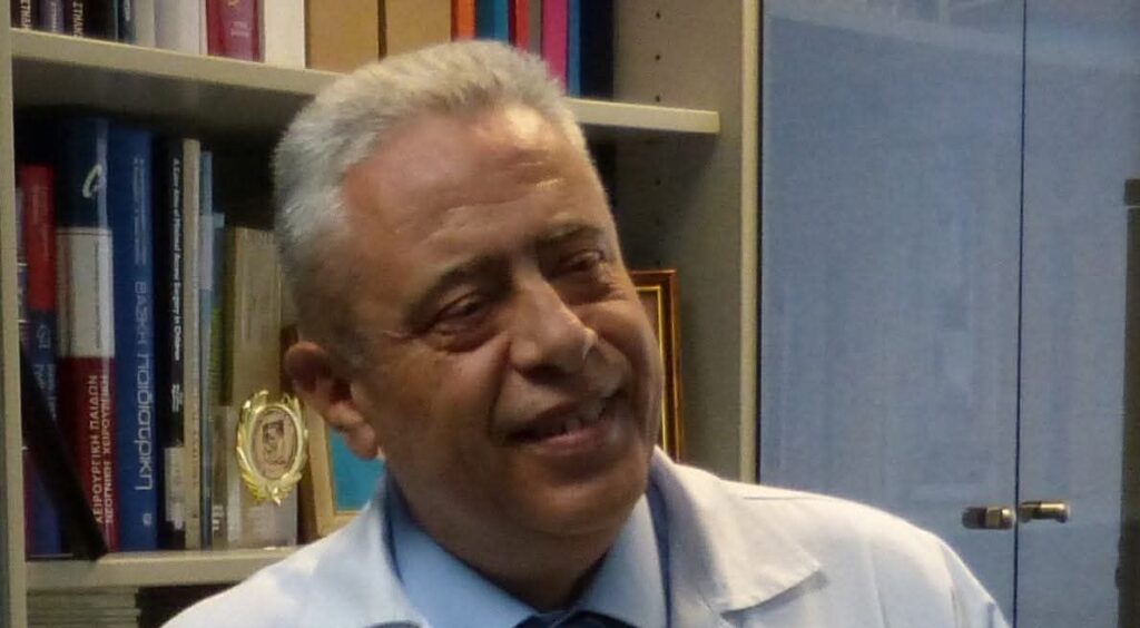έφυγε-ο-παιδοχειρουργός-καθηγητή-1448420