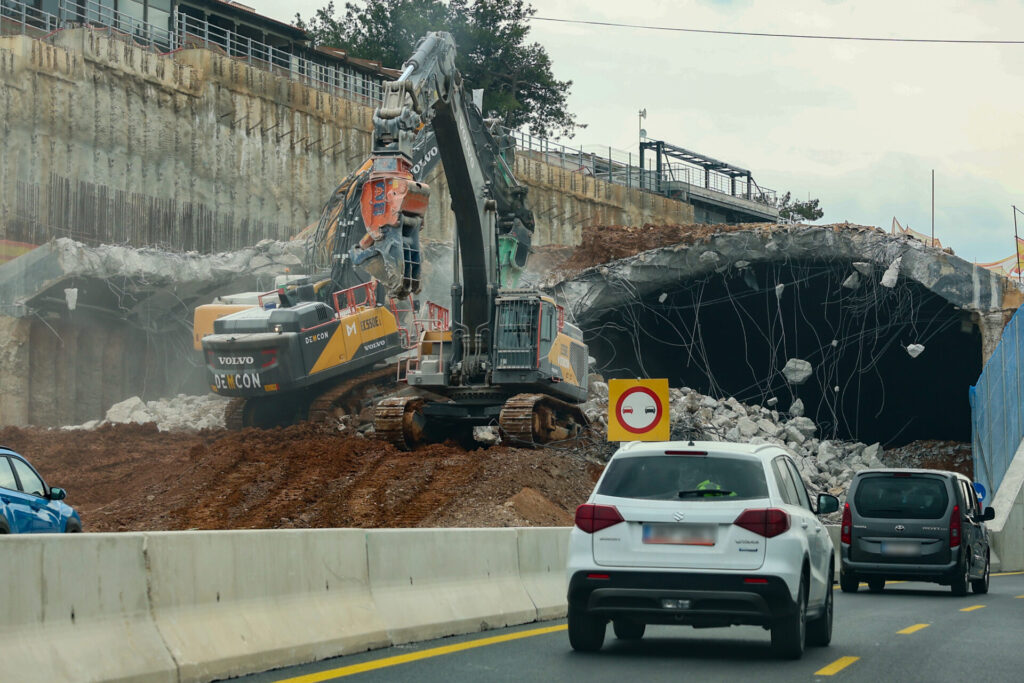σε-λάθος-βάση-η-κριτική-για-τα-μεγάλα-έρ-1449174
