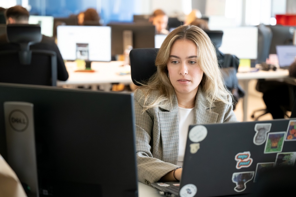 dialectica-μια-διεθνής-εταιρεία-επενδύει-στη-θ-1445819