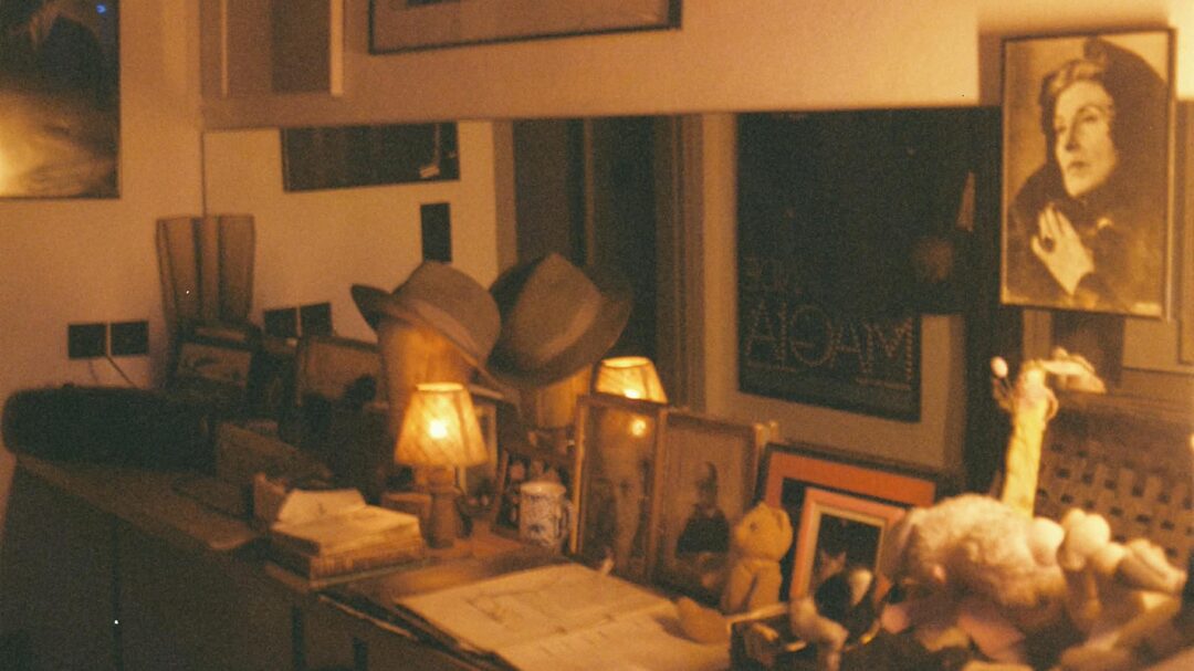 μετά-τον-χαρακτηριστικό-ήχο-ένας-θεατ-1450039