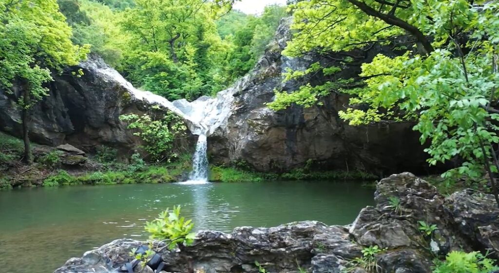 58-λεπτά-από-τη-θεσσαλονίκη-ένας-παραδε-1449926