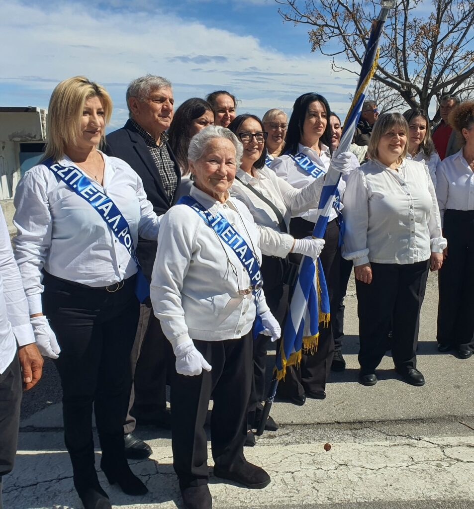 η-κυρία-σοφία-ετών-82-μαθήτρια-του-εσπερ-1451773