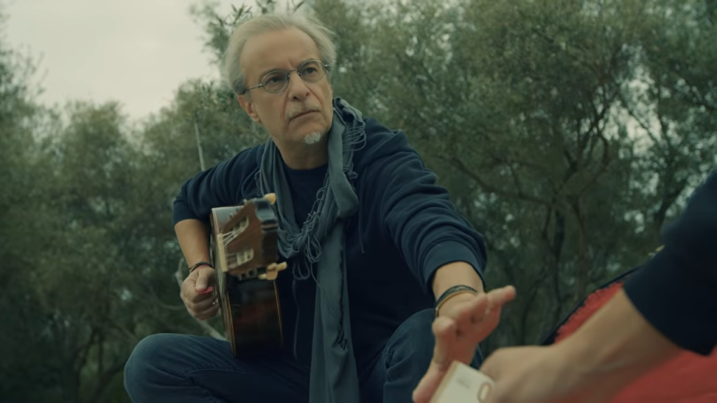 ματωμένες-παρτιτούρες-η-ταινία-με-πυγ-1441855