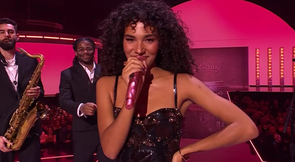 h-olivia-dean-σάρωσε-τα-brit-awards-1441809