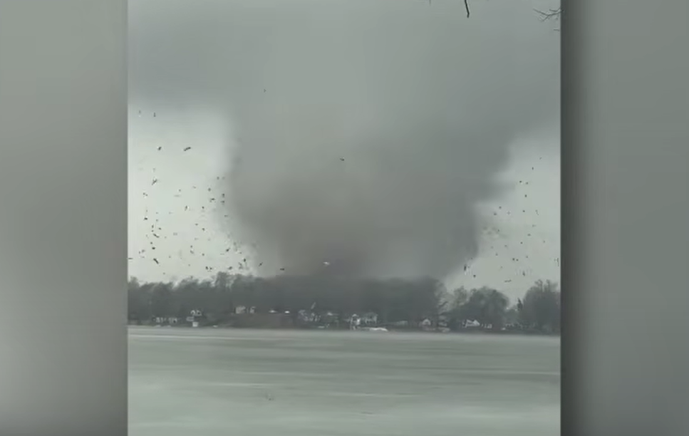 τουλάχιστον-4-νεκροί-από-φονικούς-ανεμ-1444420