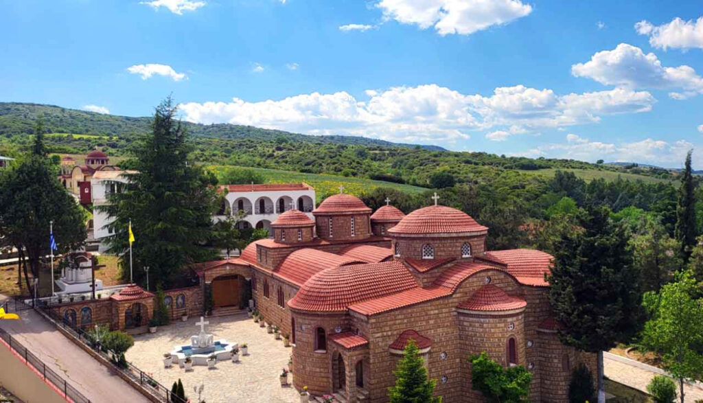 parallaxi-magazine-to-free-press-της-θεσσαλονίκης-1458861