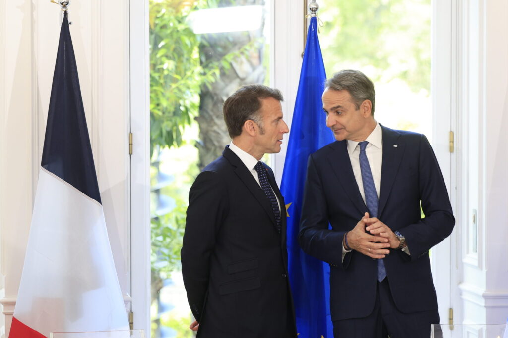 parallaxi-magazine-to-free-press-της-θεσσαλονίκης-1466877