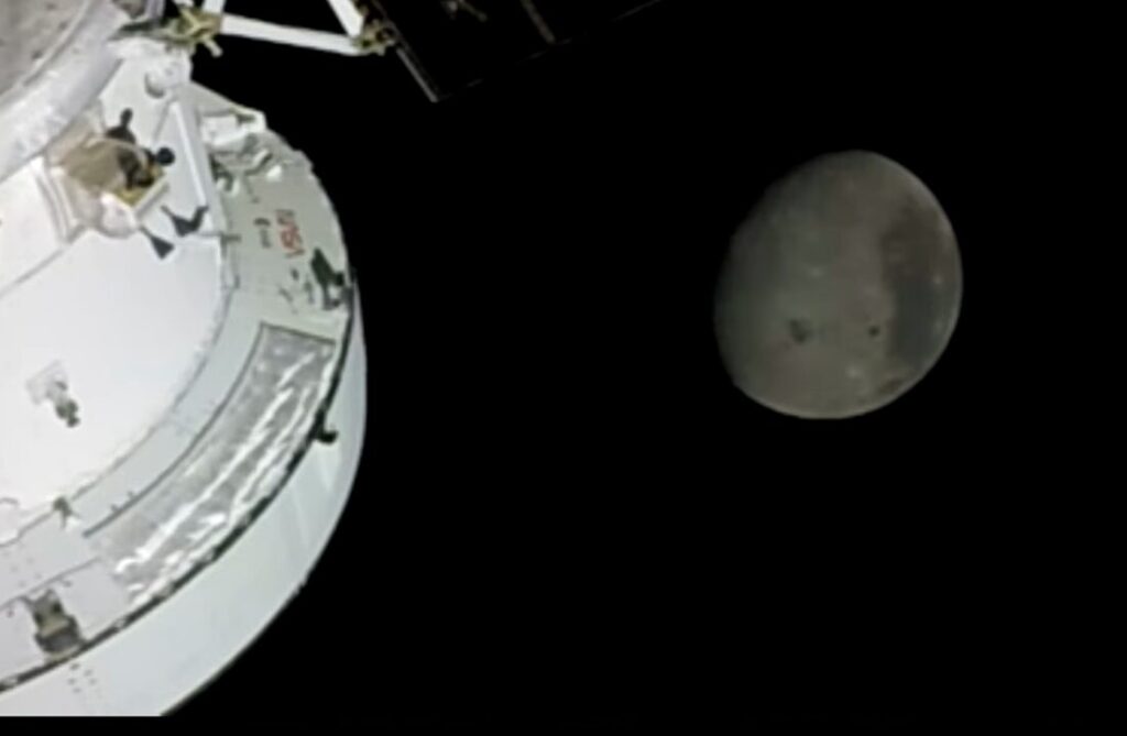 ώρα-20-59-το-πλήρωμα-του-artemis-ii-έσπασε-το-ρεκόρ-μ-1457066