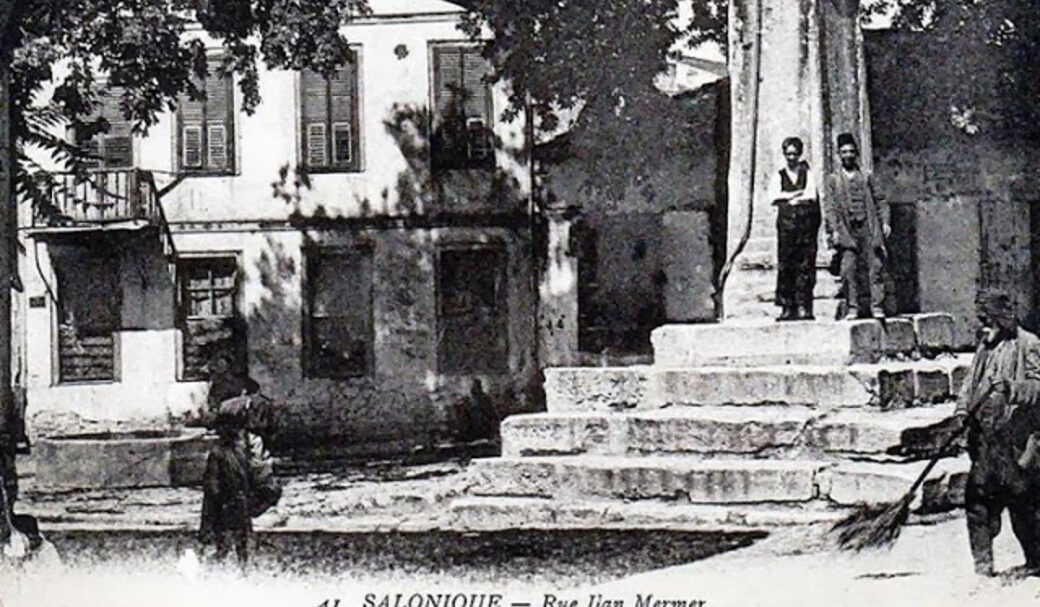 τζάμια-που-έτριζαν-και-αόρατα-χέρια-1454556