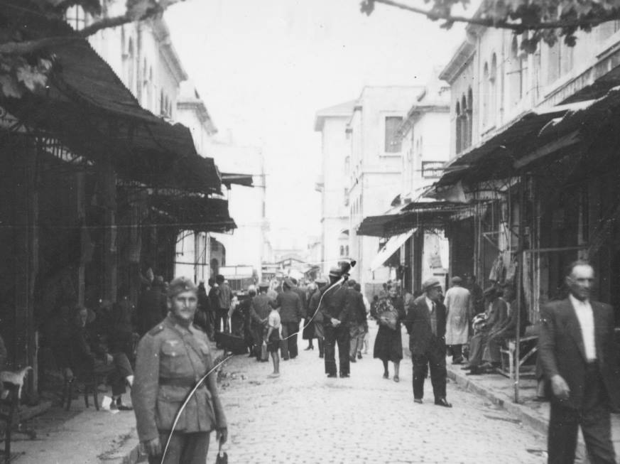 parallaxi-magazine-to-free-press-της-θεσσαλονίκης-1459818