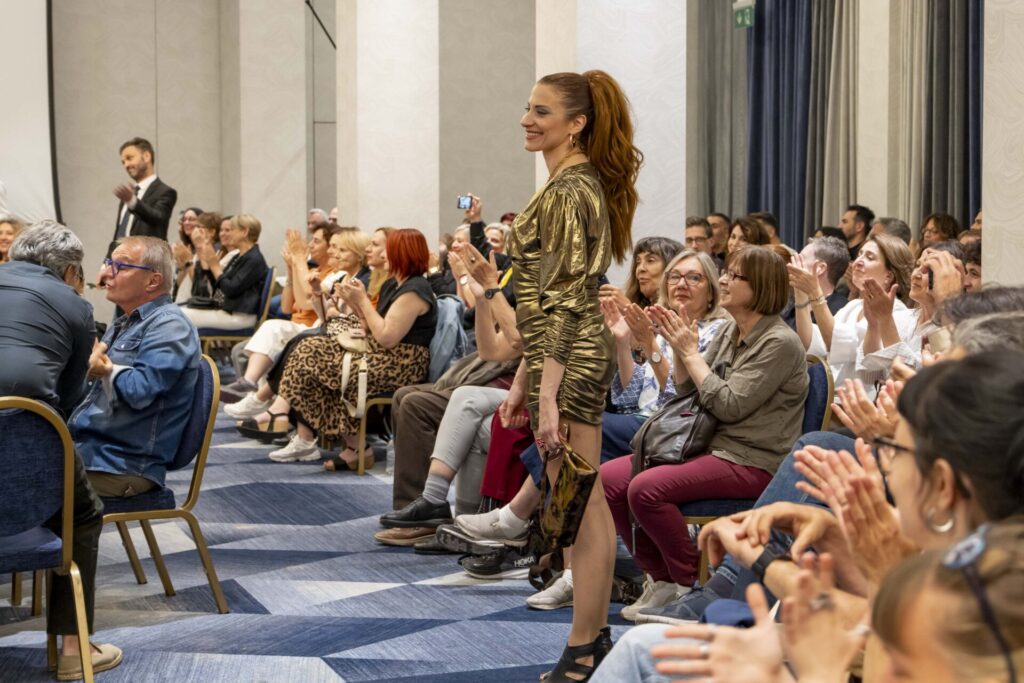 parallaxi-magazine-to-free-press-της-θεσσαλονίκης-1476468
