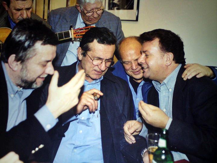 28592_103646069683649_6124107_n