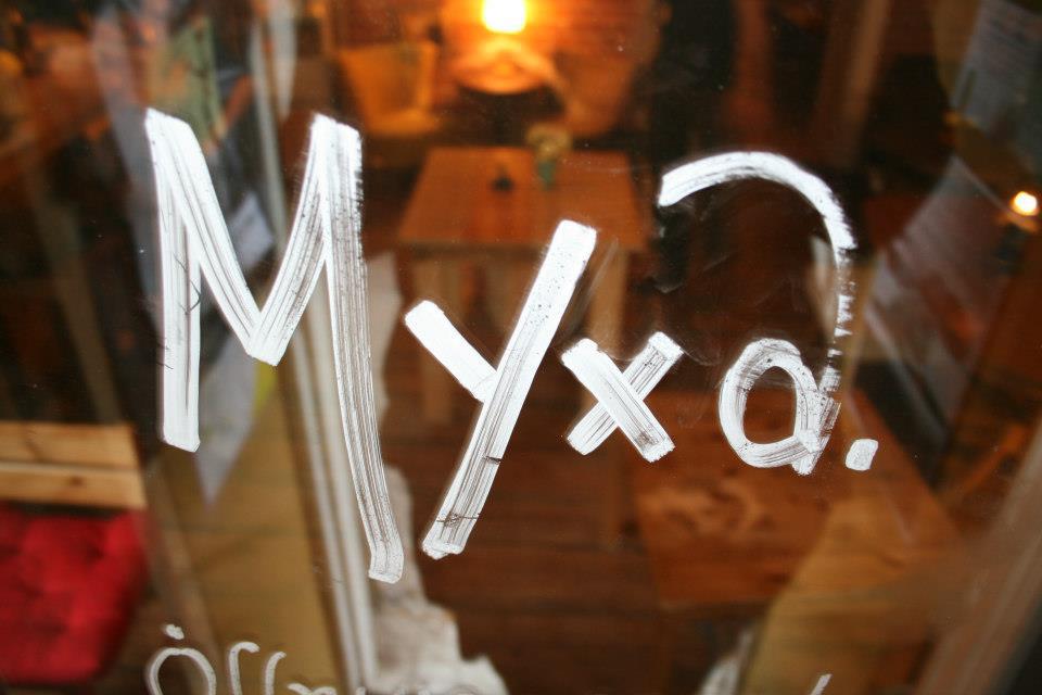 481816_555654987784684_312595781_n