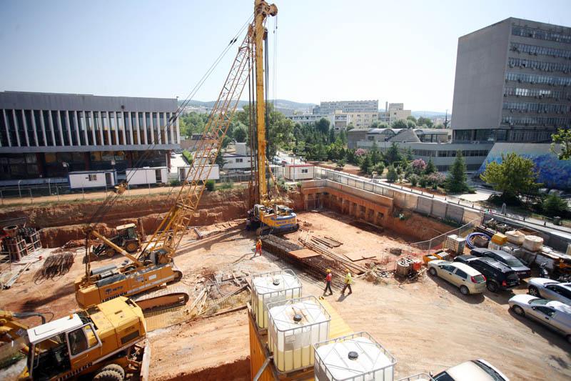 AM_Thess_Panepistimio_b_constr_july08_LG