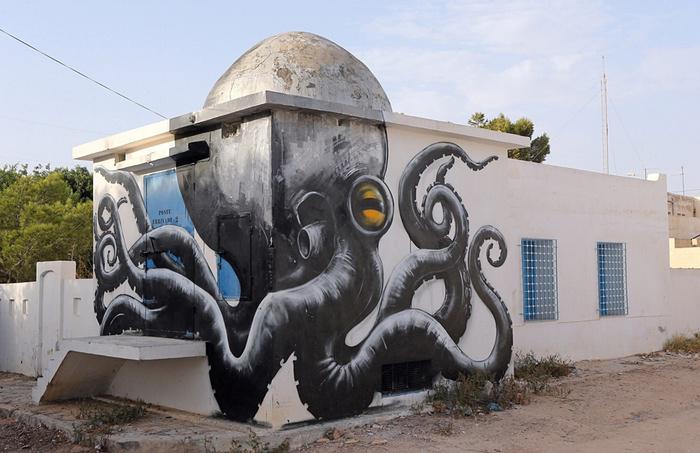 Belgian artist ROA
