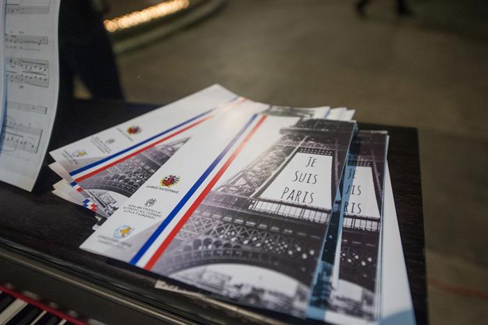 Je Suis Paris - Katerini 001