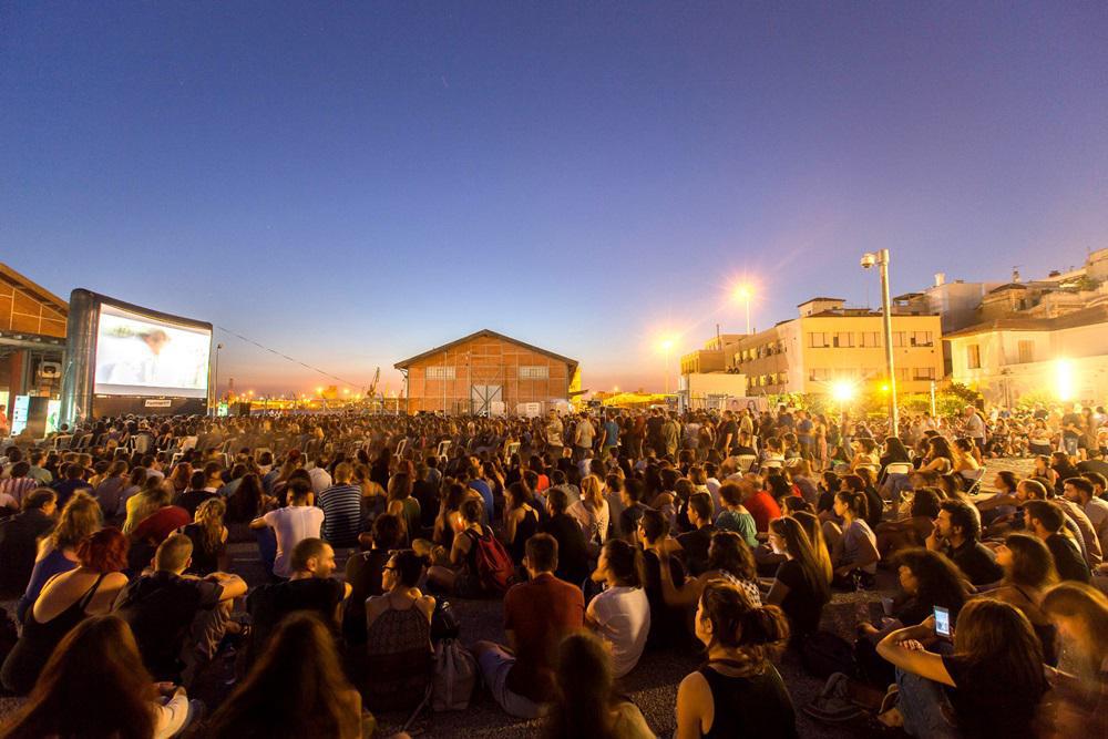 PROVOLI CHINATOWN STO LIMANI THESSALONIKIS (5)