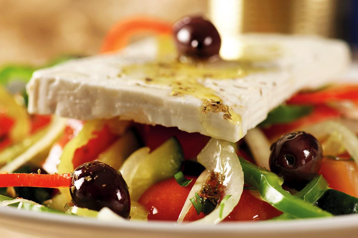 Salata elliniki kontino