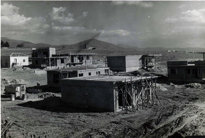 anegersi_panepistimiakonktirion_p._1950