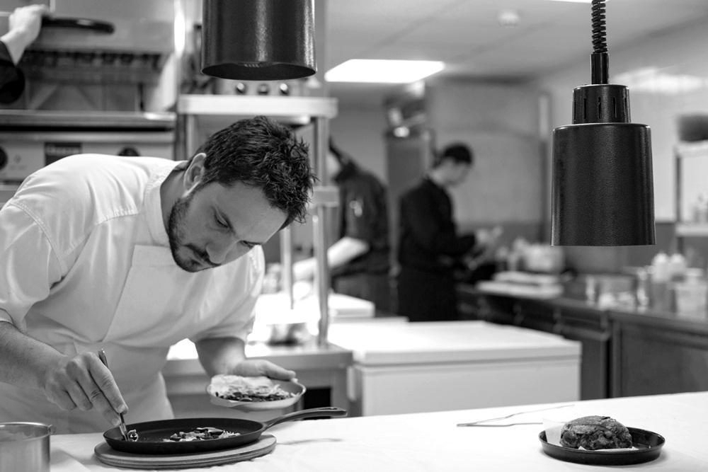 chef new 2 (2880 x 1920)