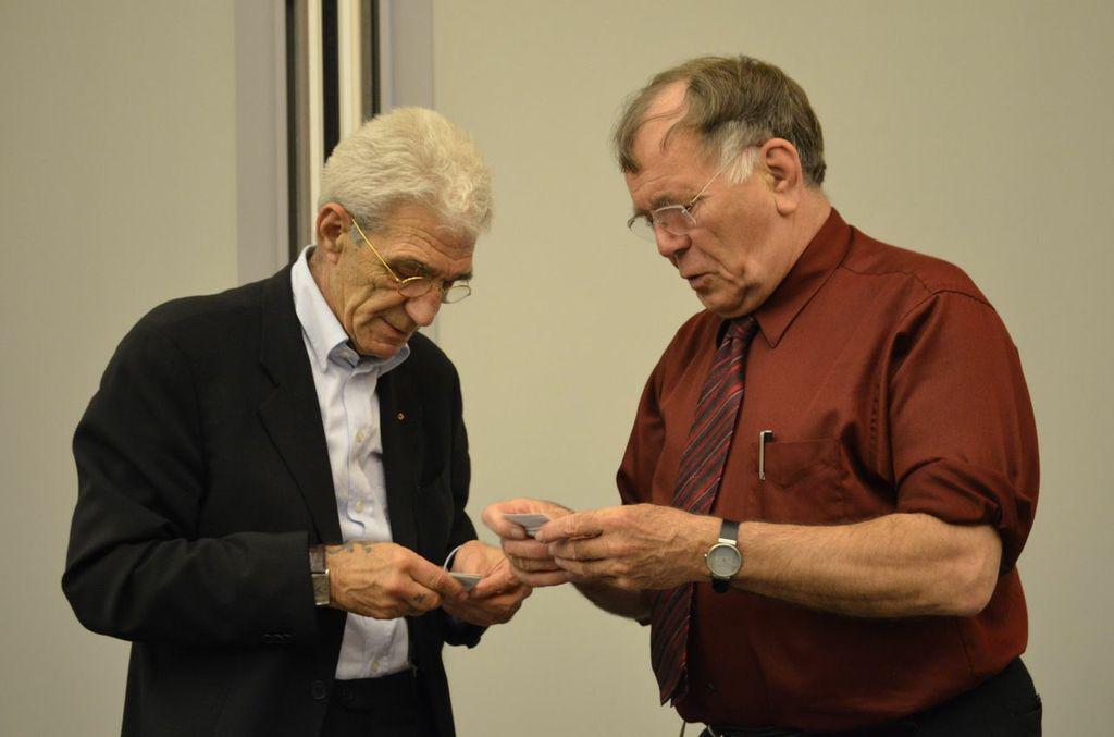 ghel_17.jpg ghel_17.jpg