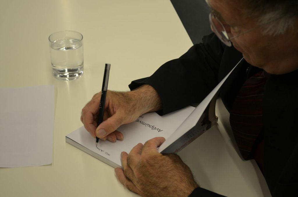 ghel_18.jpg ghel_18.jpg