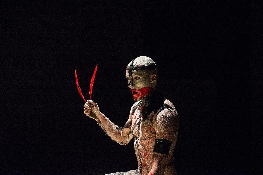 photo_ergasia_Bacchae1w