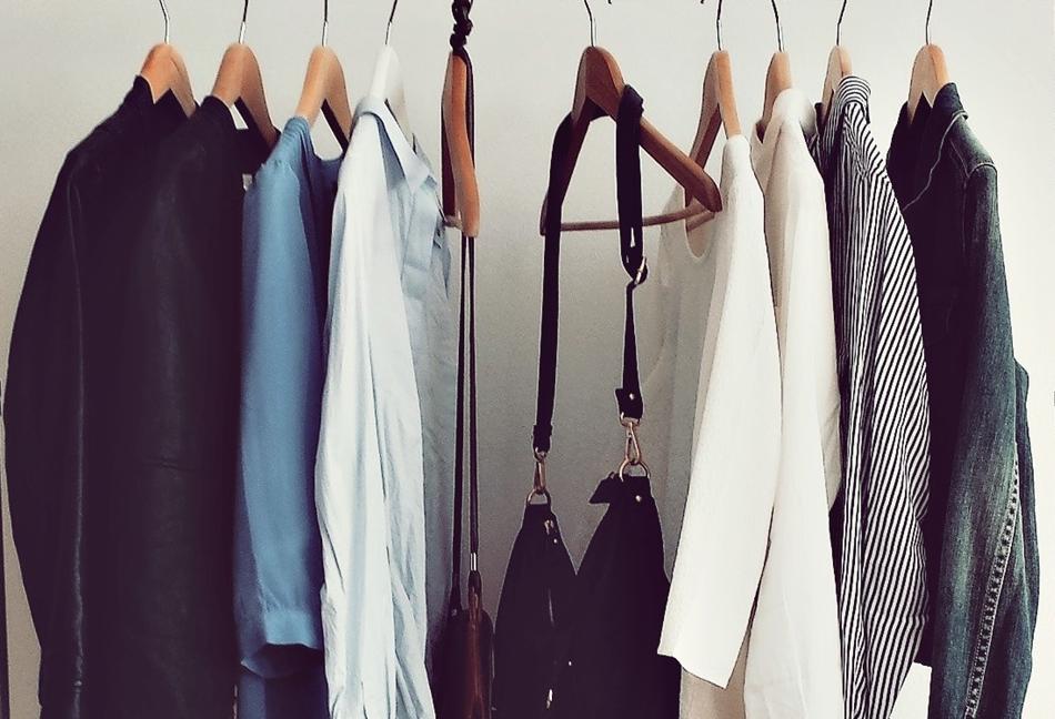 pros-and-cons-of-a-minimalist-wardrobe