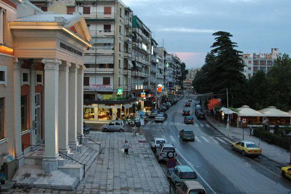 σέρρες-μόνο-σημαιοφόροι-και-παραστάτ-180033